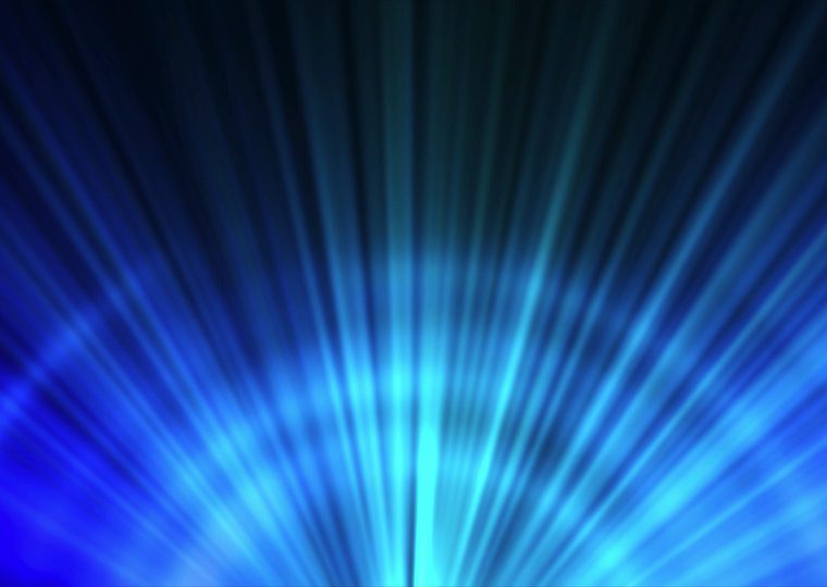 Plenerowe pokazy laserowe przygotowane przez markę RVoice