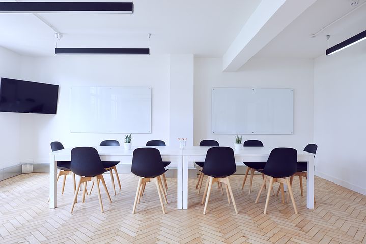 Jak znaleźć odpowiednią salę na szkolenie czy konferencję